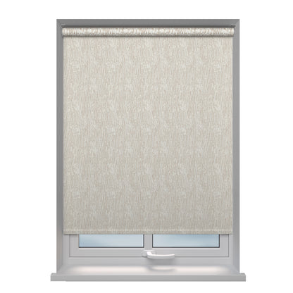 Ontdek onze tijdloze lichtdoorlatende rolgordijnen in wax crème. Perfecte balans tussen privacy en natuurlijk licht, eenvoudig aan te passen voor ultiem comfort. Voeg een vleugje natuurlijke warmte en elegantie toe aan elke kamer. Upgrade je interieur met de subtiele en crèmekleurige uitstraling van wax crème!